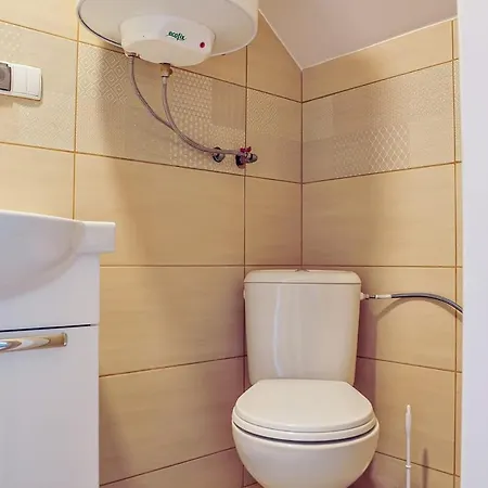 Gospodarstwo agroturystyczne Farma *