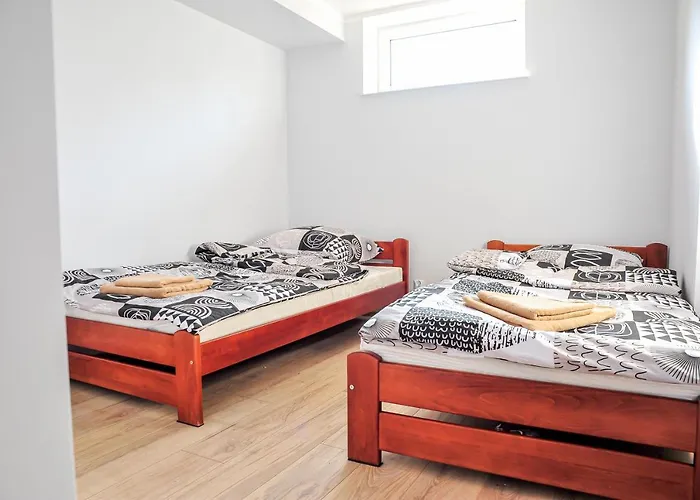 Farma Gospodarstwo agroturystyczne *